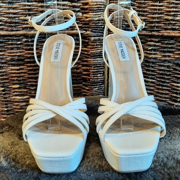 Steve Madden Women's 9.5 White Mips Strappy Platform Dress Sandals 90s Y2K Heels - Picture 4 of 10